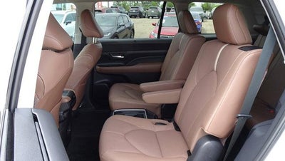 2025 Toyota Grand Highlander Platinum AWD (Natl)