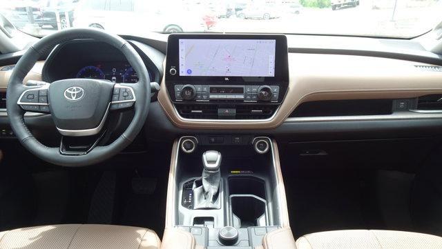 2025 Toyota Grand Highlander Platinum AWD (Natl)