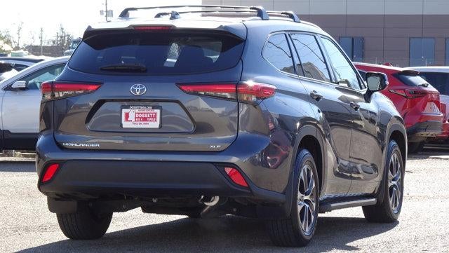2022 Toyota Highlander XLE FWD (Natl)