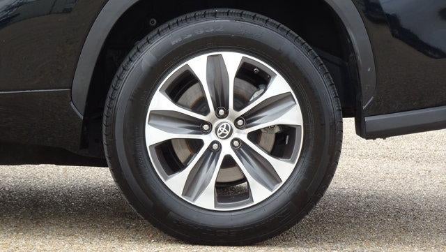 2021 Toyota Highlander XLE FWD (Natl)