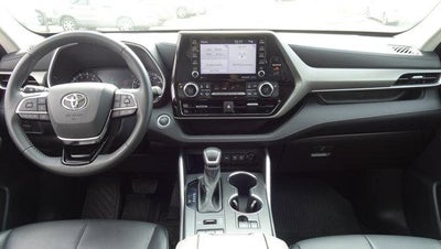 2021 Toyota Highlander XLE AWD (Natl)