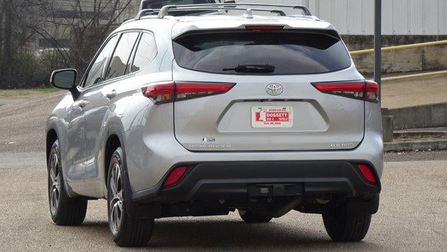 2021 Toyota Highlander XLE AWD (Natl)