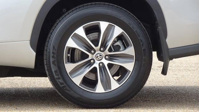 2021 Toyota Highlander XLE AWD (Natl)