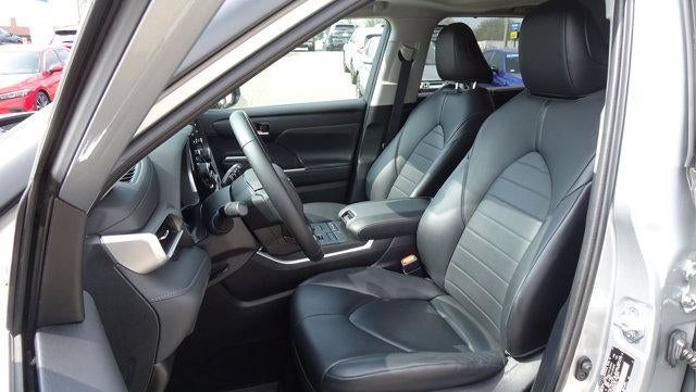 2021 Toyota Highlander XLE AWD (Natl)