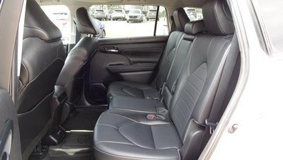 2021 Toyota Highlander XLE AWD (Natl)