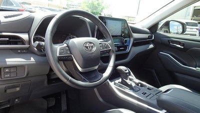 2022 Toyota Highlander XLE AWD (Natl)