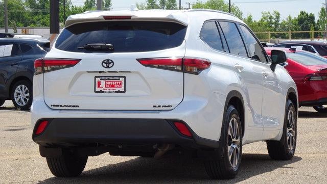 2022 Toyota Highlander XLE AWD (Natl)