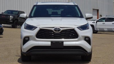 2022 Toyota Highlander XLE AWD (Natl)