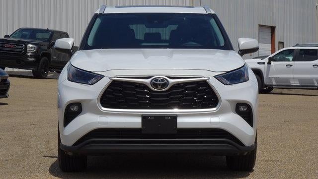 2022 Toyota Highlander XLE AWD (Natl)