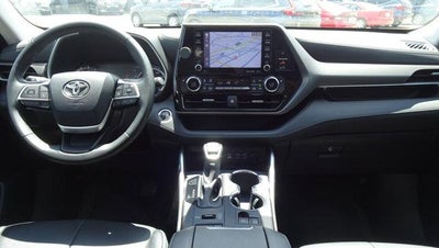 2022 Toyota Highlander XLE AWD (Natl)