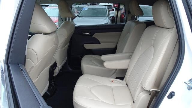 2024 Toyota Highlander XLE FWD (Natl)