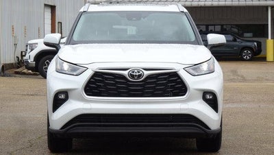 2024 Toyota Highlander XLE FWD (Natl)