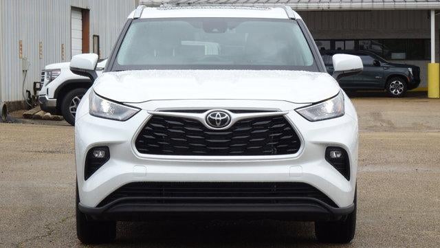 2024 Toyota Highlander XLE FWD (Natl)