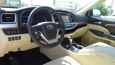 2019 Toyota Highlander Limited V6 FWD (GS)