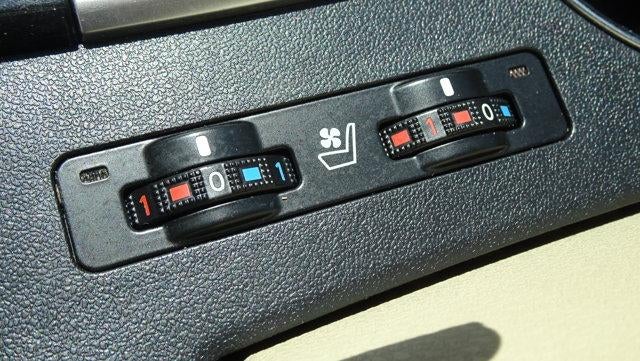 2019 Toyota Highlander Limited V6 FWD (GS)