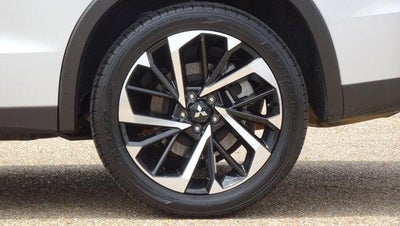 2022 Mitsubishi Outlander ES FWD