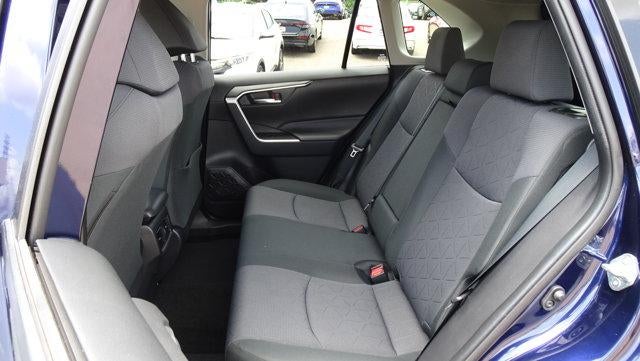 2020 Toyota RAV4 XLE FWD (GS)