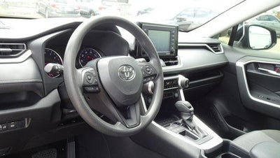 2020 Toyota RAV4 XLE FWD (GS)