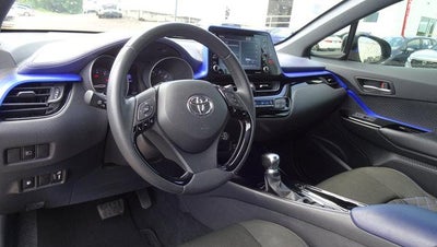 2020 Toyota C-HR XLE FWD (Natl)