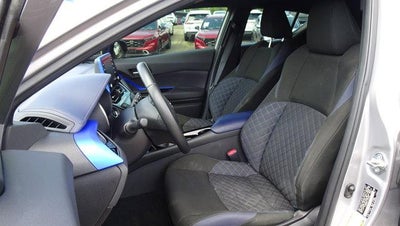 2020 Toyota C-HR XLE FWD (Natl)