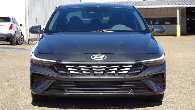 2024 Hyundai ELANTRA SE IVT