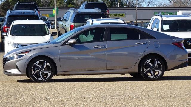 2023 Hyundai ELANTRA SEL IVT