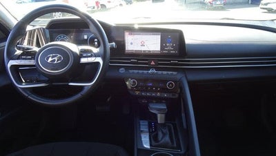 2023 Hyundai ELANTRA SEL IVT