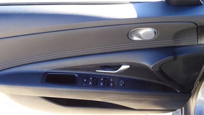 2023 Hyundai ELANTRA SEL IVT
