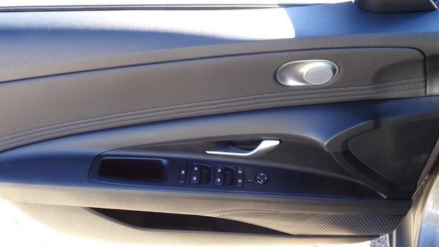 2023 Hyundai ELANTRA SEL IVT