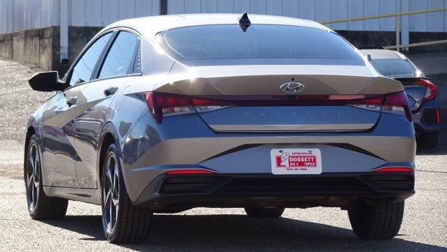 2023 Hyundai ELANTRA SEL IVT