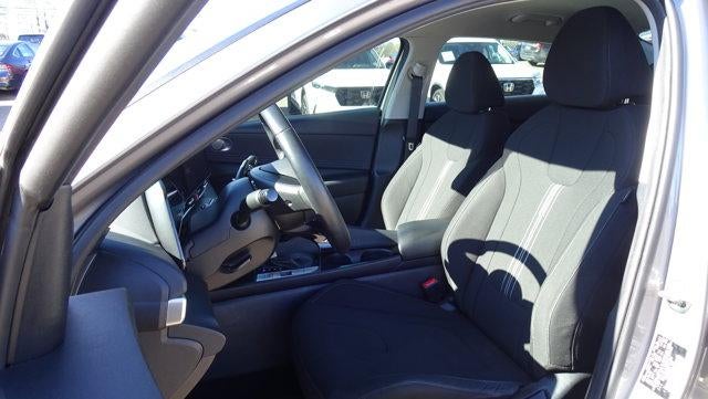 2023 Hyundai ELANTRA SEL IVT