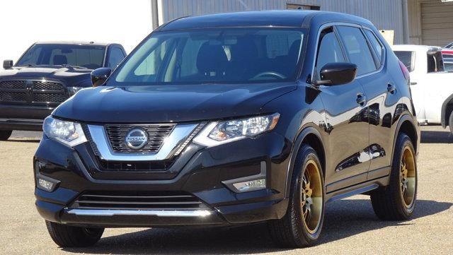 2018 Nissan Rogue FWD S