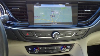 2018 Buick Regal TourX Essence AWD