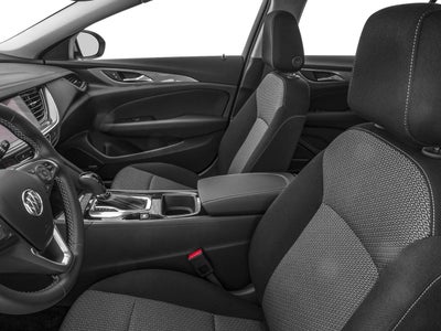 2018 Buick Regal TourX Essence AWD