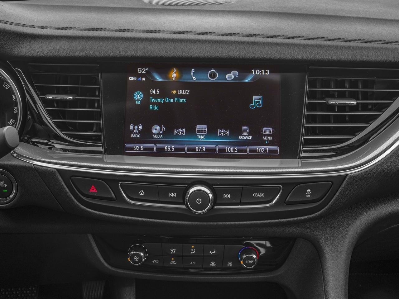 2018 Buick Regal TourX Essence AWD