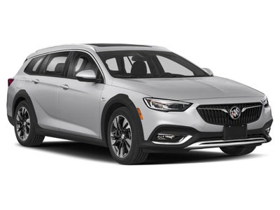2018 Buick Regal TourX Essence AWD