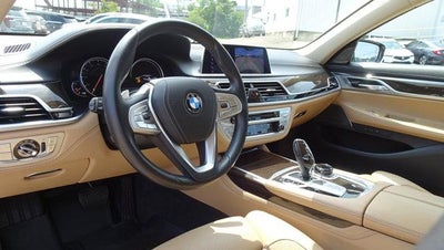 2019 BMW 740i Sedan