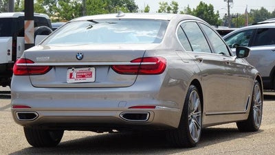 2019 BMW 740i Sedan