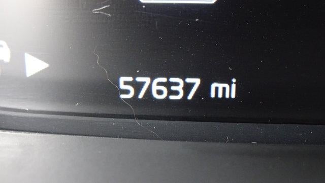 2022 Volvo XC90 T6 AWD Momentum 7P