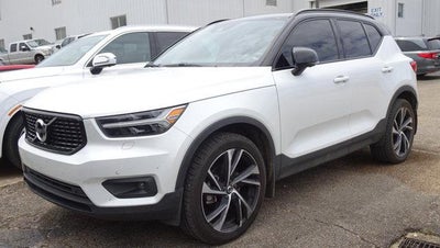 2020 Volvo XC40 T4 FWD R-Design